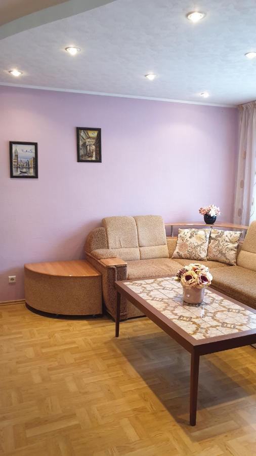 H.Manto Butas Hotell Klaipėda Exteriör bild